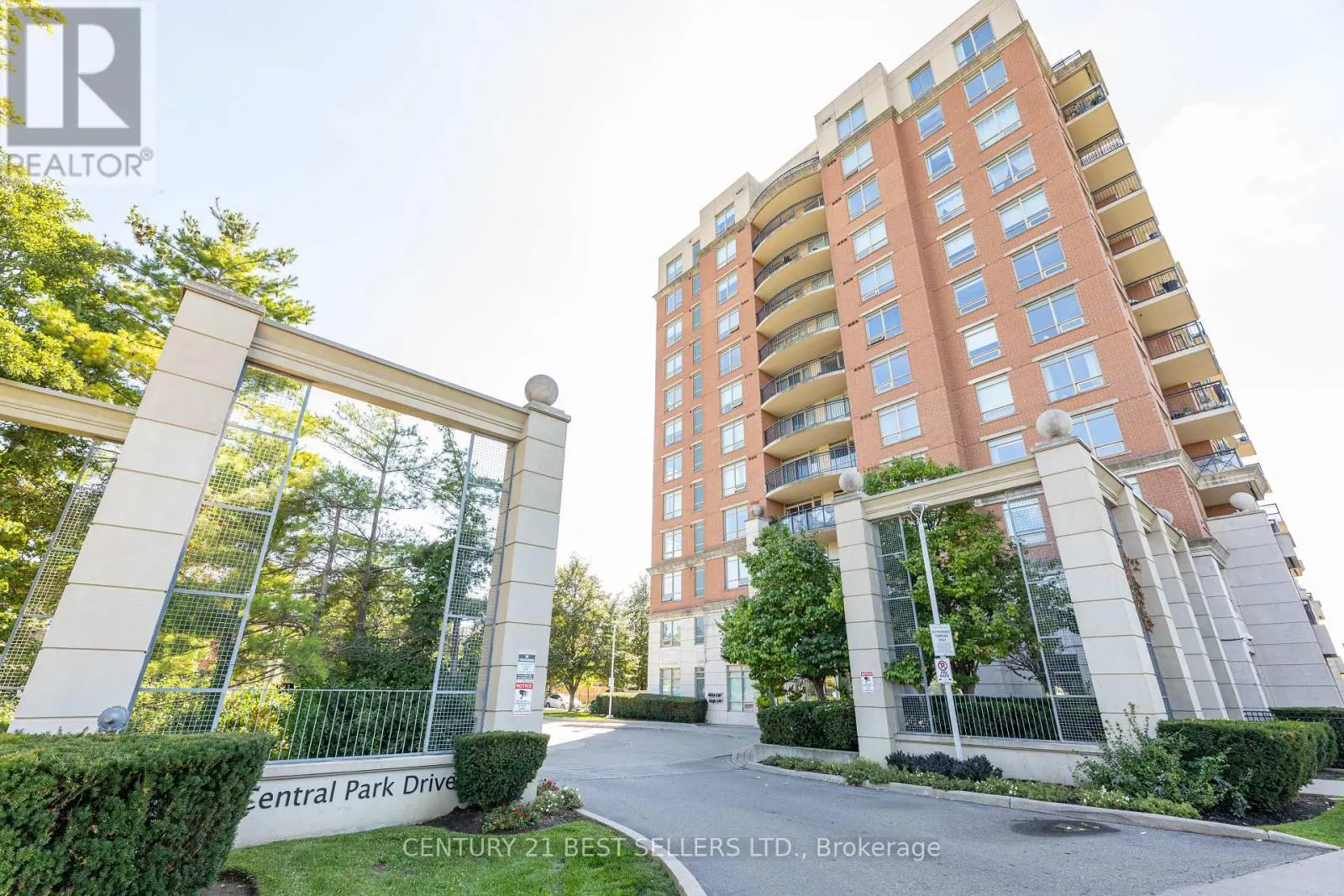 611 - 2325 CENTRAL PARK DRIVE