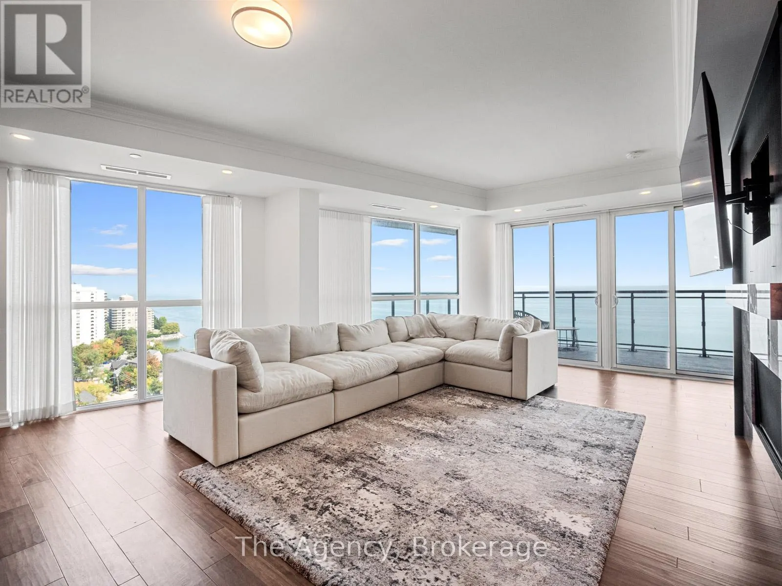 1504 - 2060 LAKESHORE ROAD, #1504