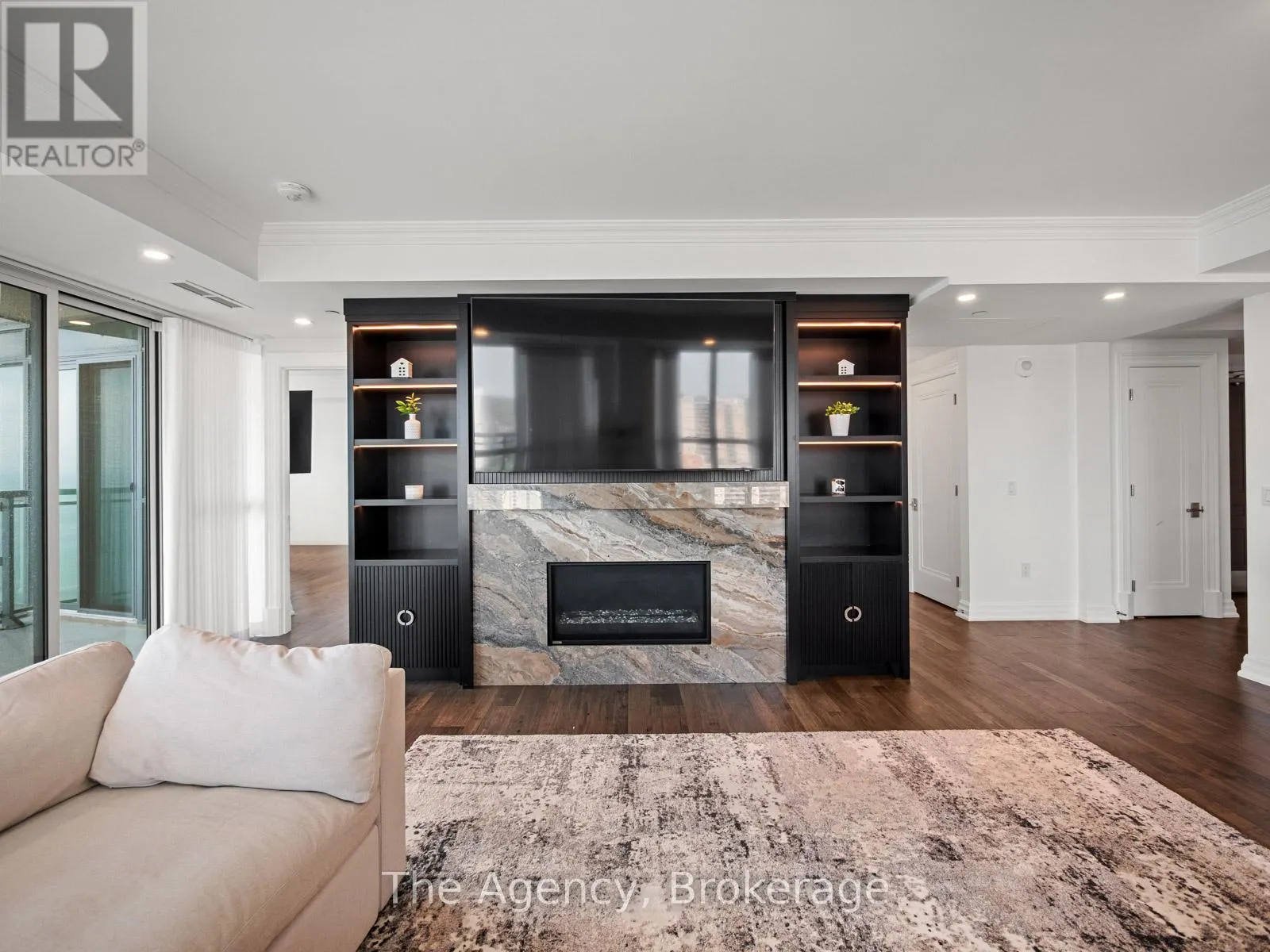 1504 - 2060 LAKESHORE ROAD, #1504