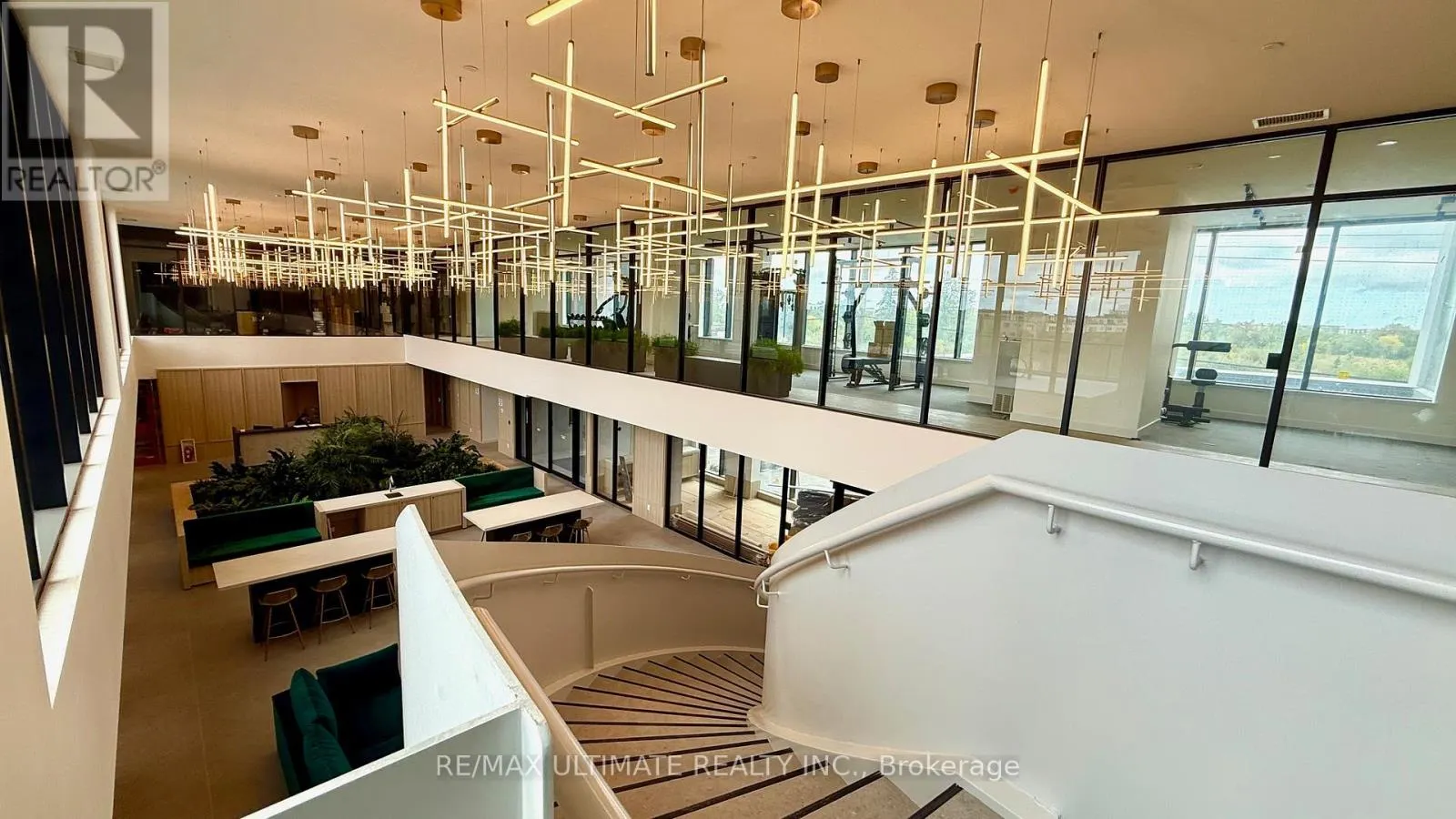 1206 - 3079 TRAFALGAR ROAD