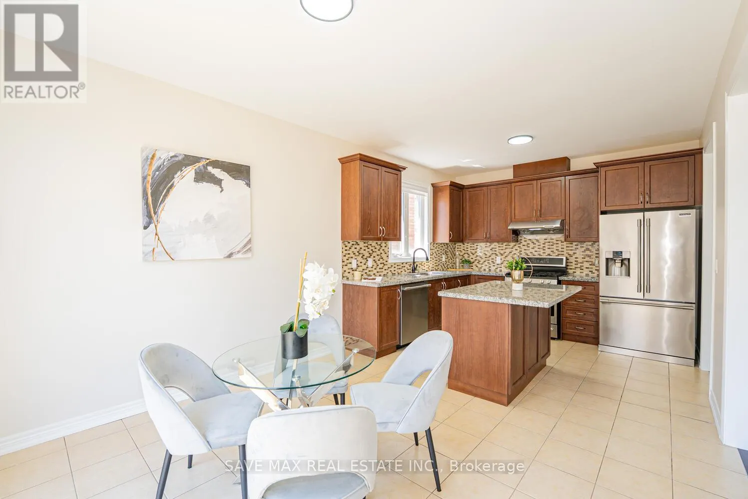 4 HANBURY CRESCENT