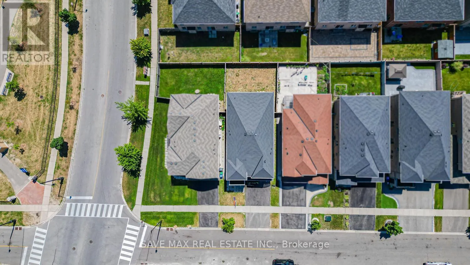 4 HANBURY CRESCENT