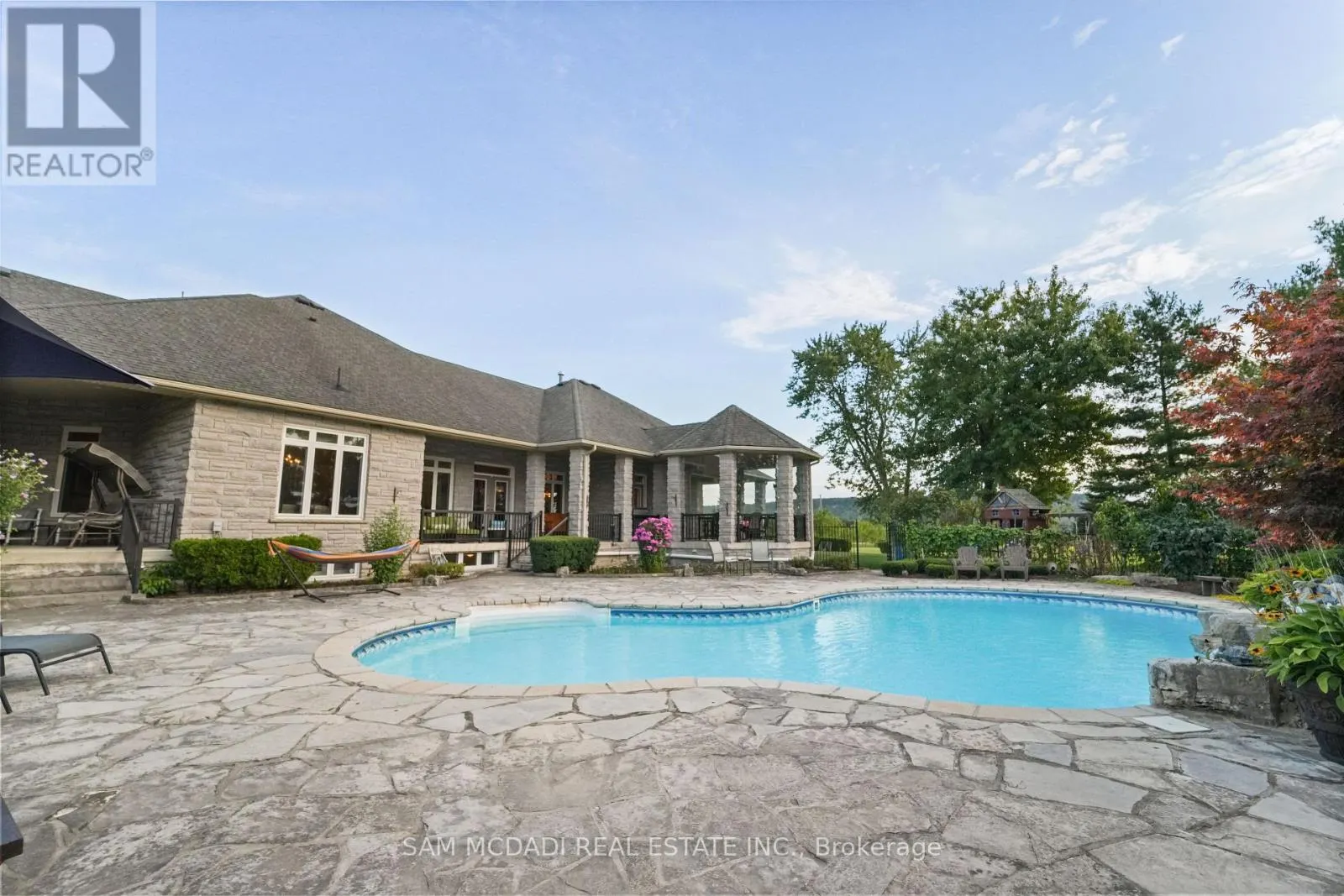 5431 APPLEBY LINE
