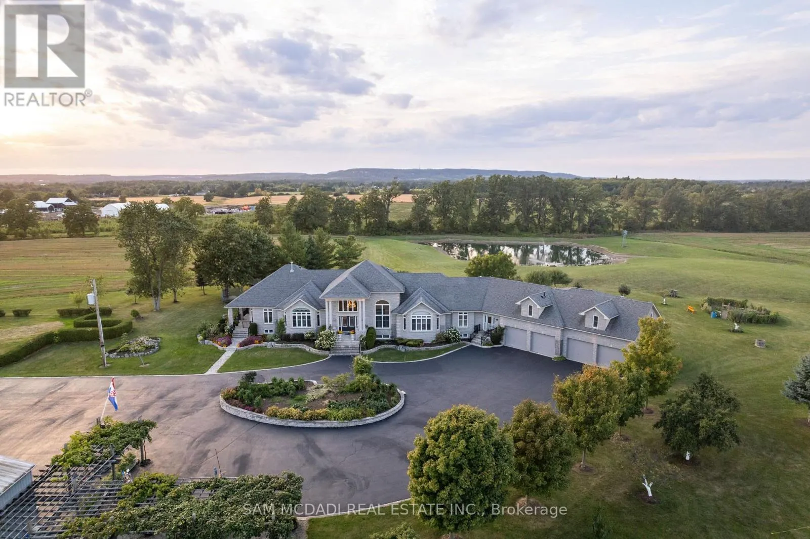 5431 APPLEBY LINE