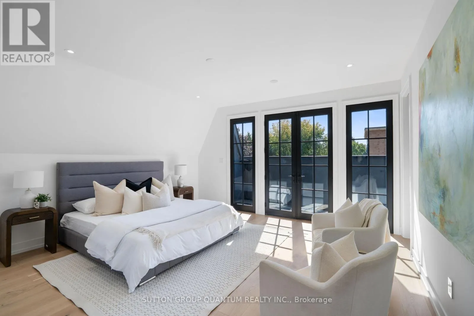 78 TRAFALGAR ROAD