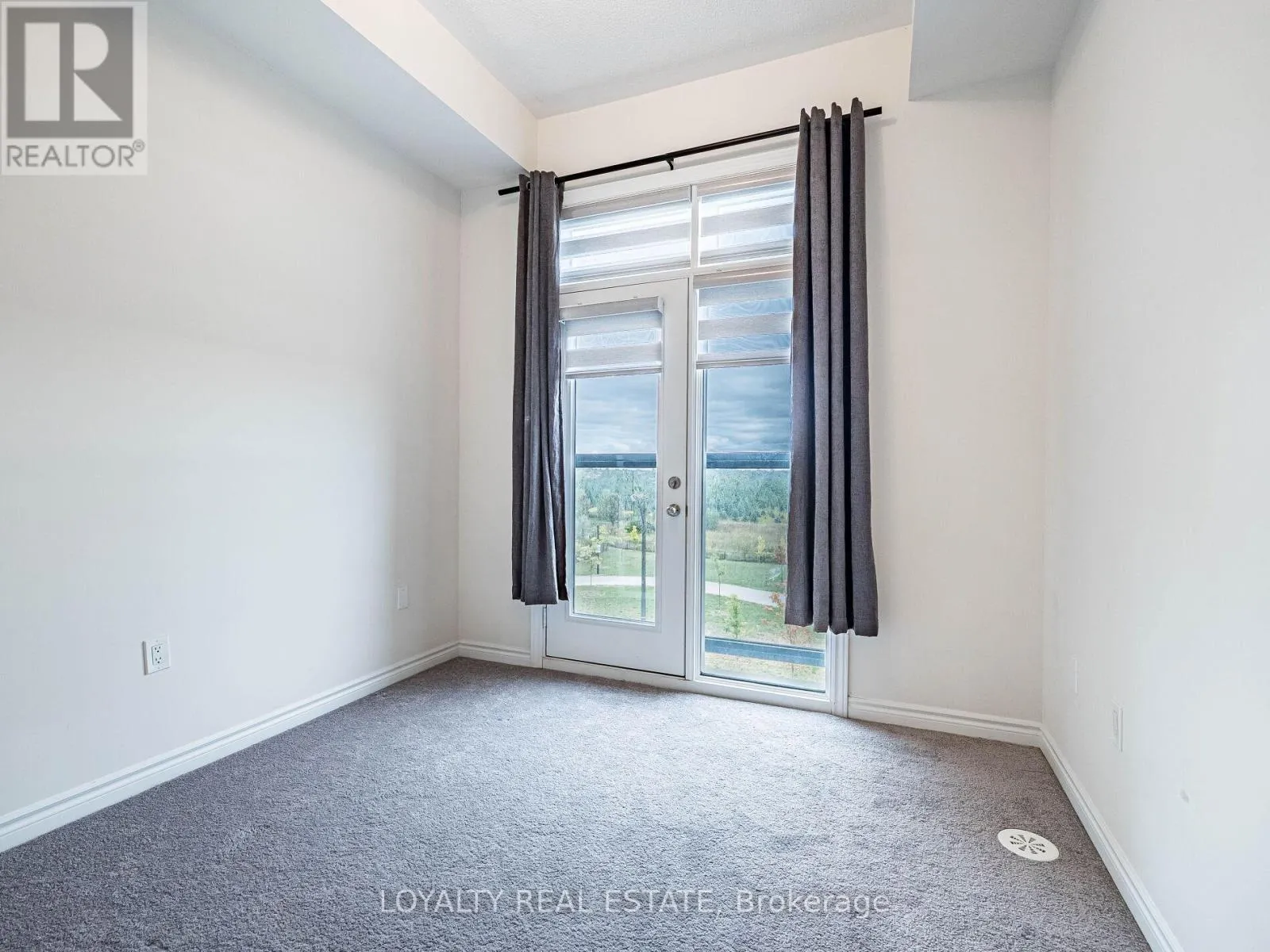 413 - 70 HALLIFORD PLACE