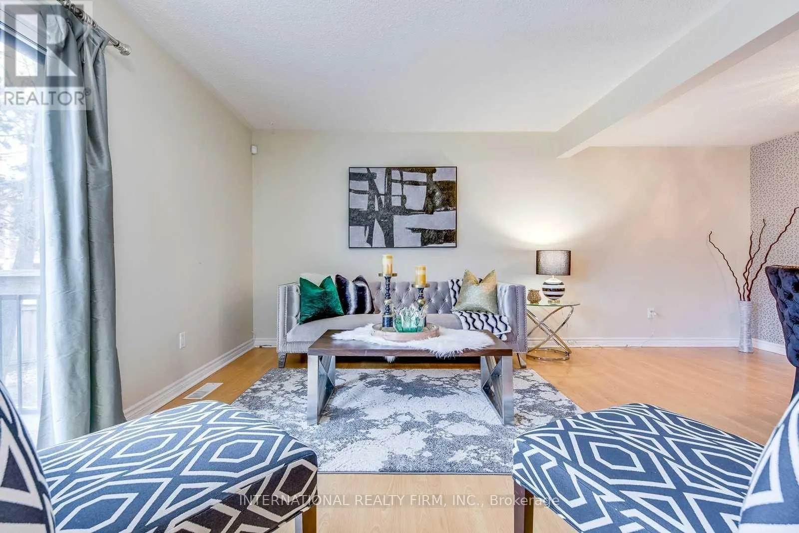 15 - 6855 GLEN ERIN DRIVE