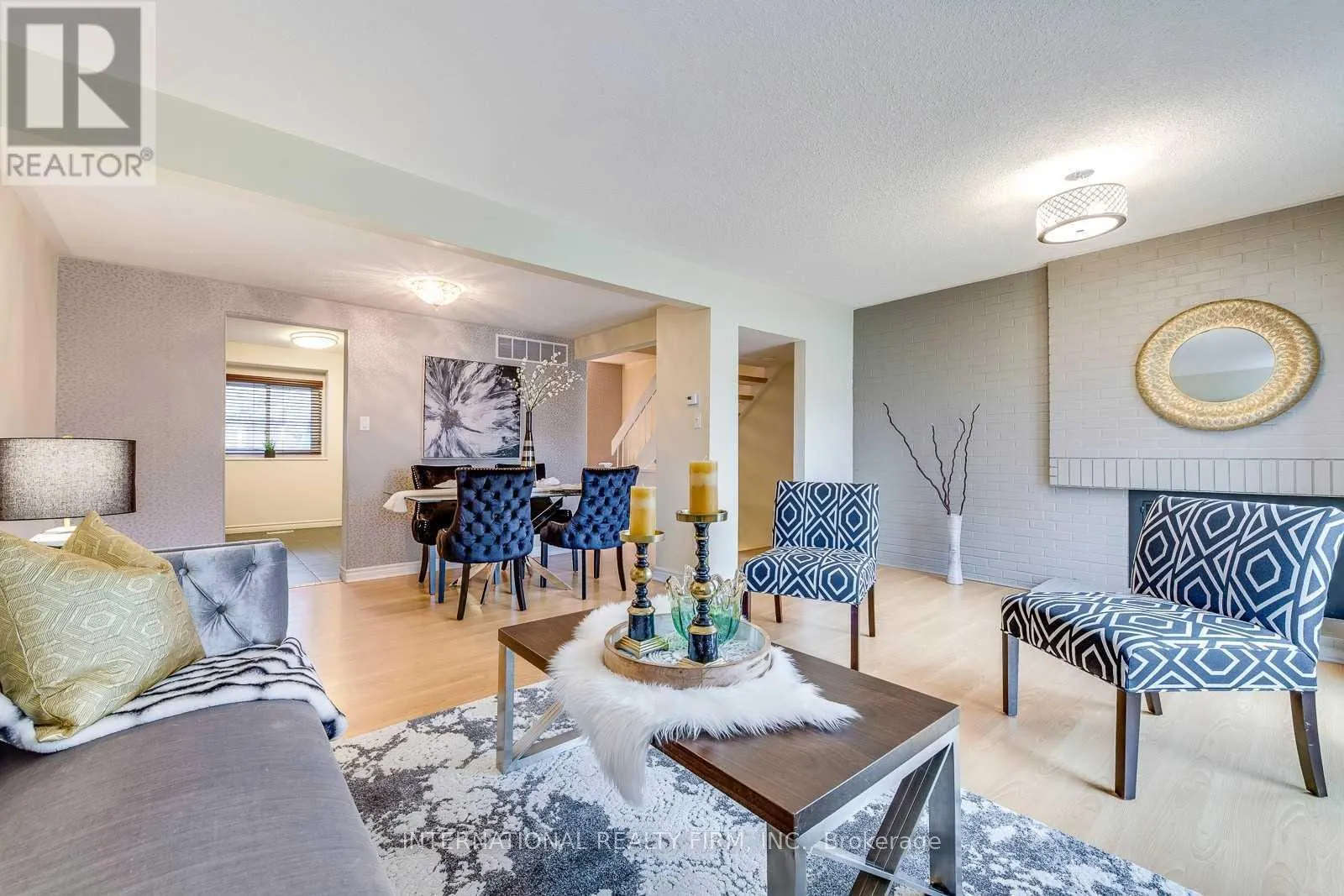 15 - 6855 GLEN ERIN DRIVE