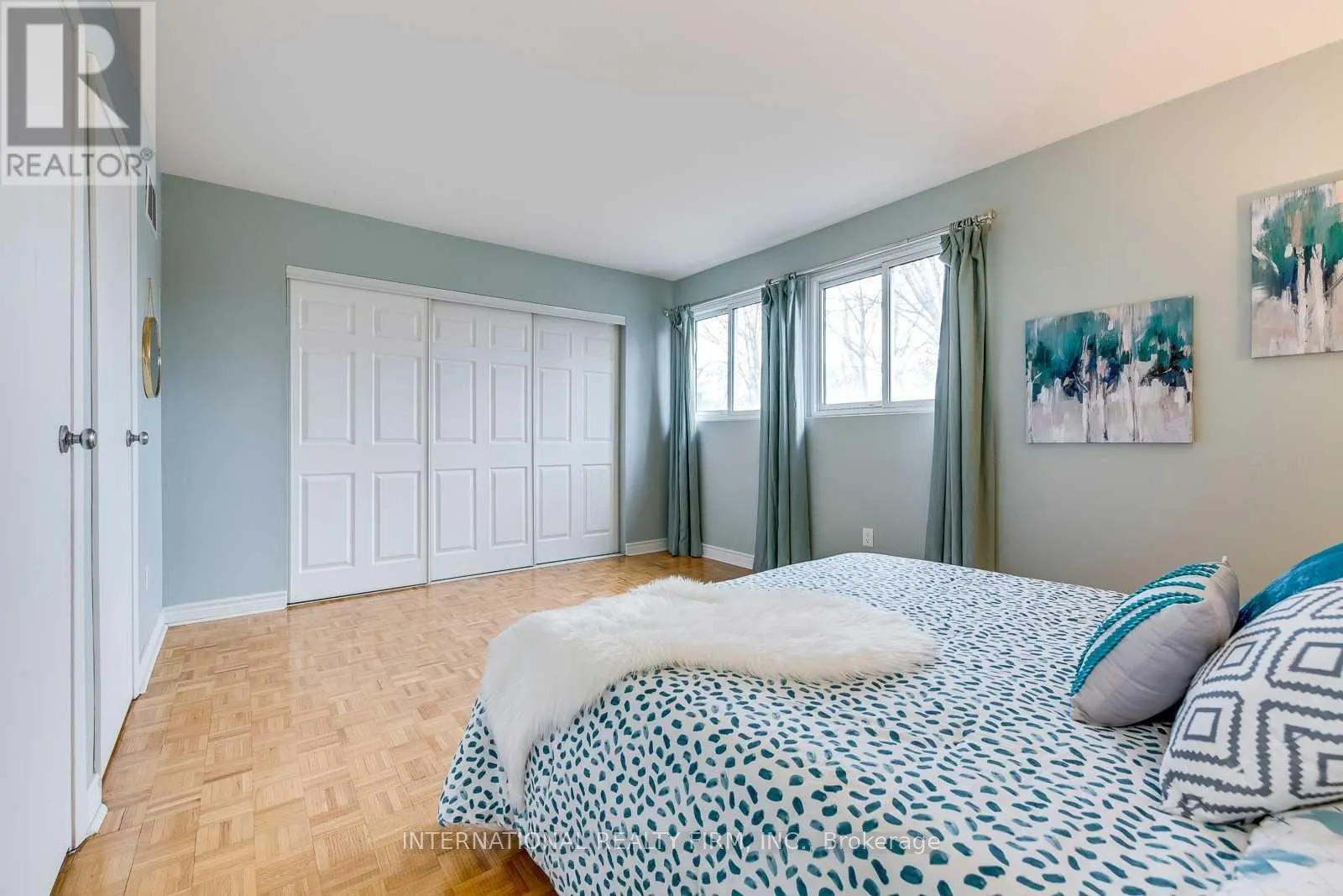 15 - 6855 GLEN ERIN DRIVE