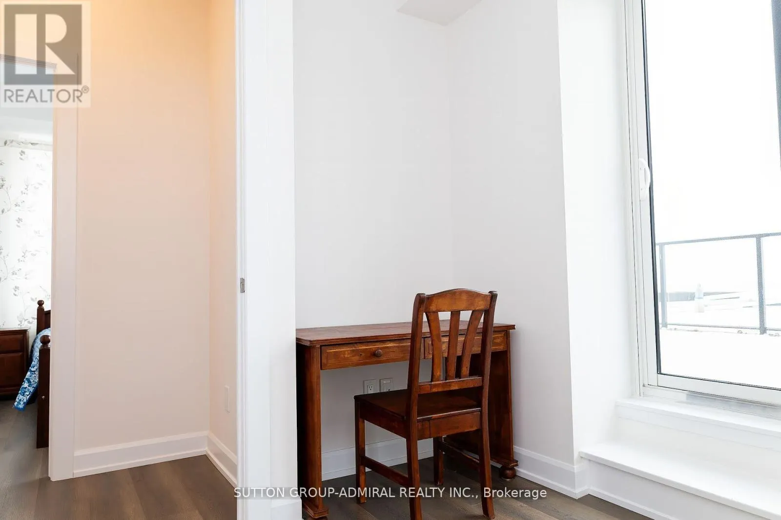 1307 - 3220 WILLIAM COLTSON AVENUE