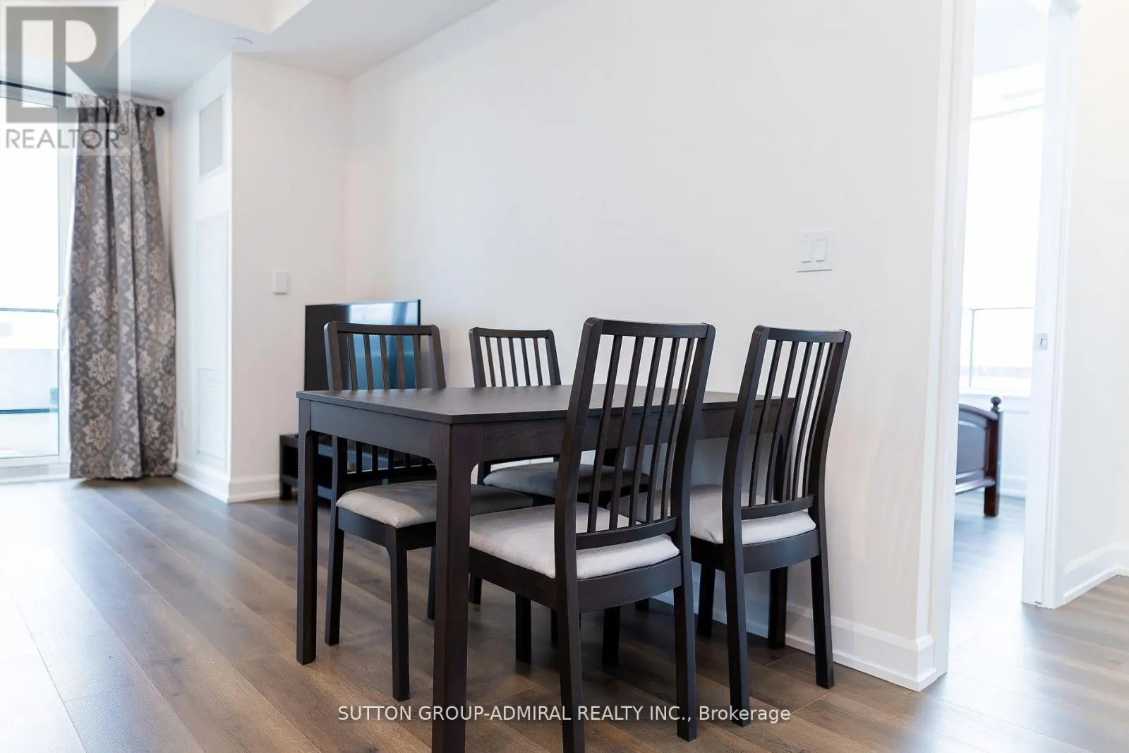 1307 - 3220 WILLIAM COLTSON AVENUE