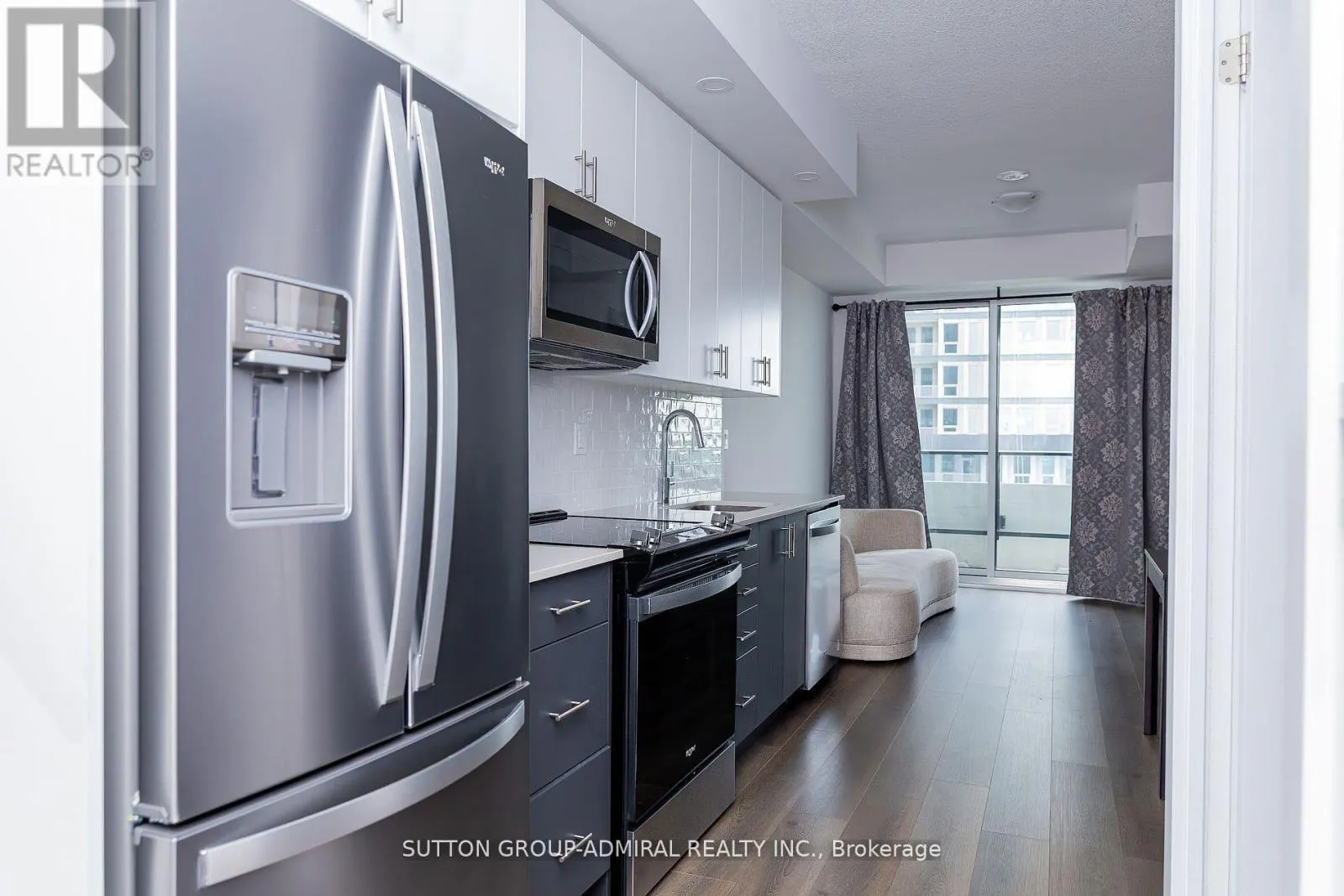 1307 - 3220 WILLIAM COLTSON AVENUE