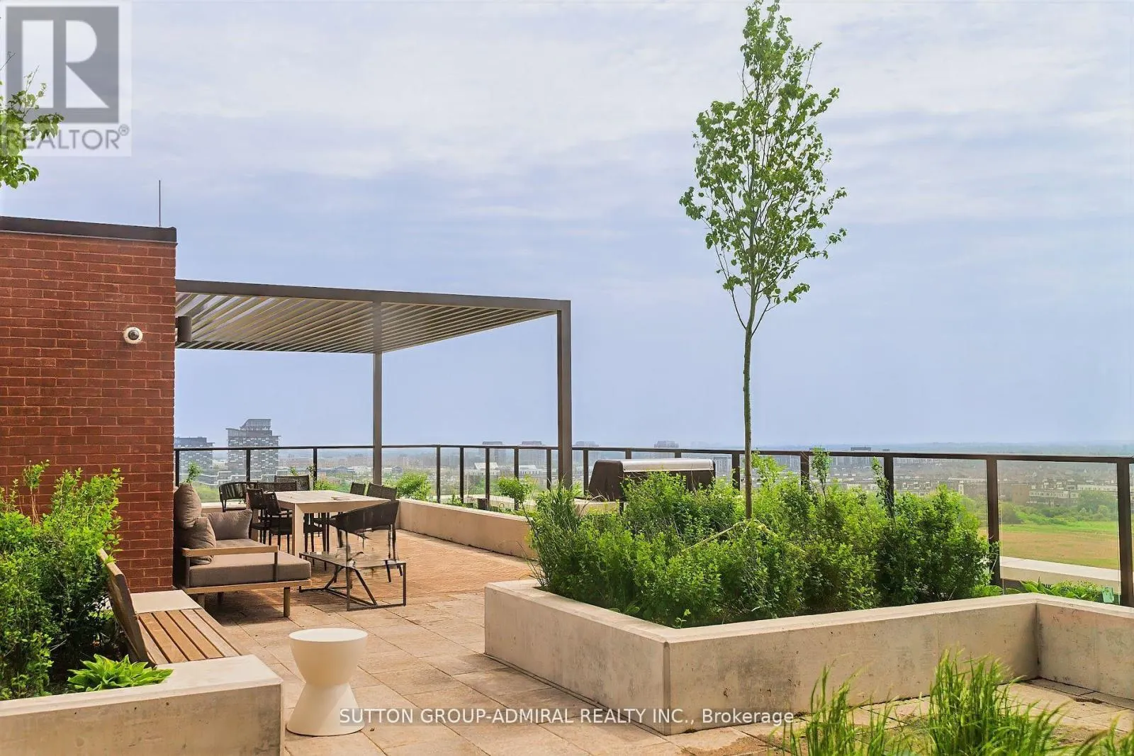 1307 - 3220 WILLIAM COLTSON AVENUE