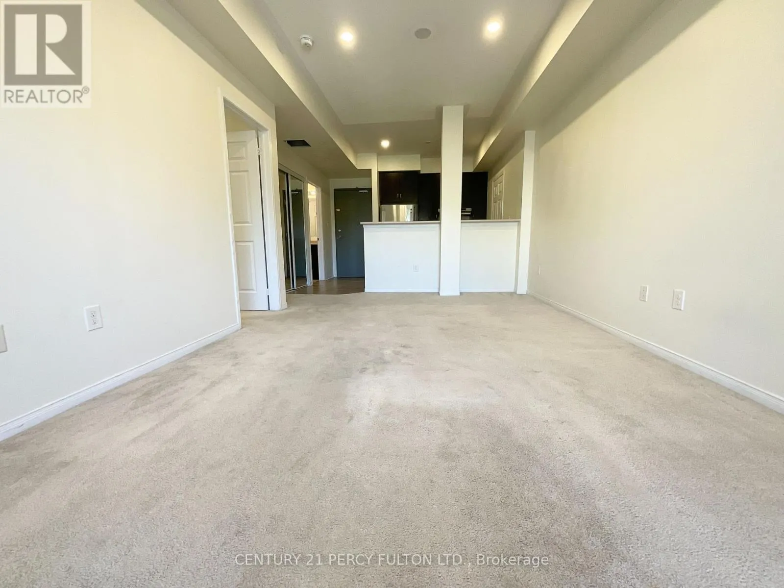 201 - 3055 THOMAS STREET