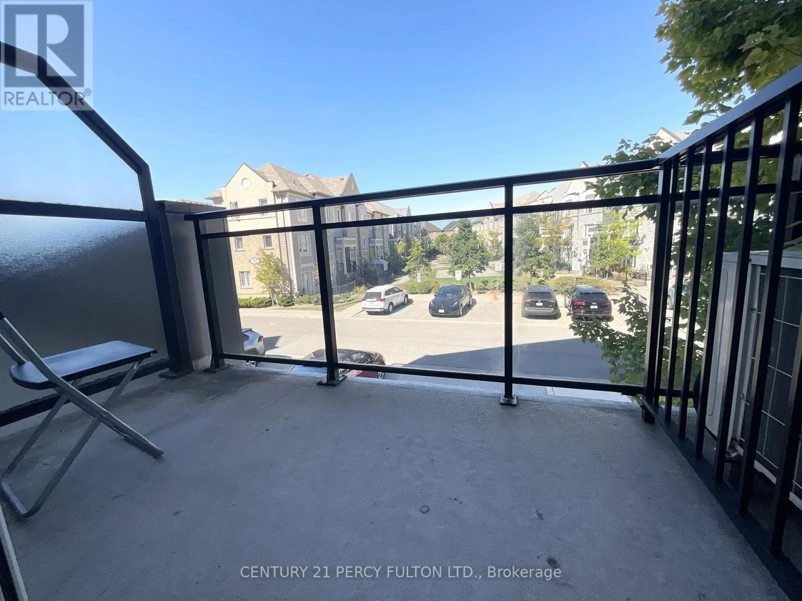 201 - 3055 THOMAS STREET