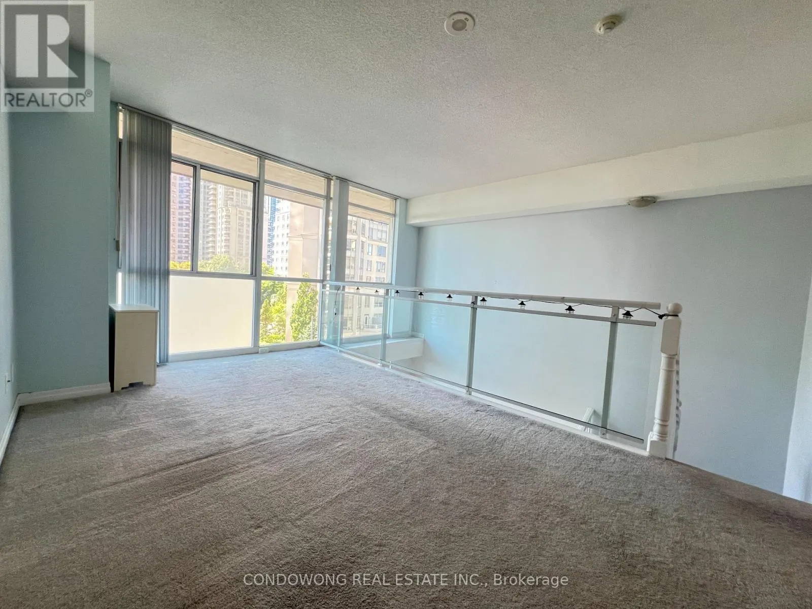 305 - 225 WEBB DRIVE
