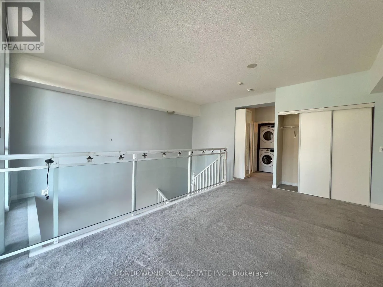 305 - 225 WEBB DRIVE
