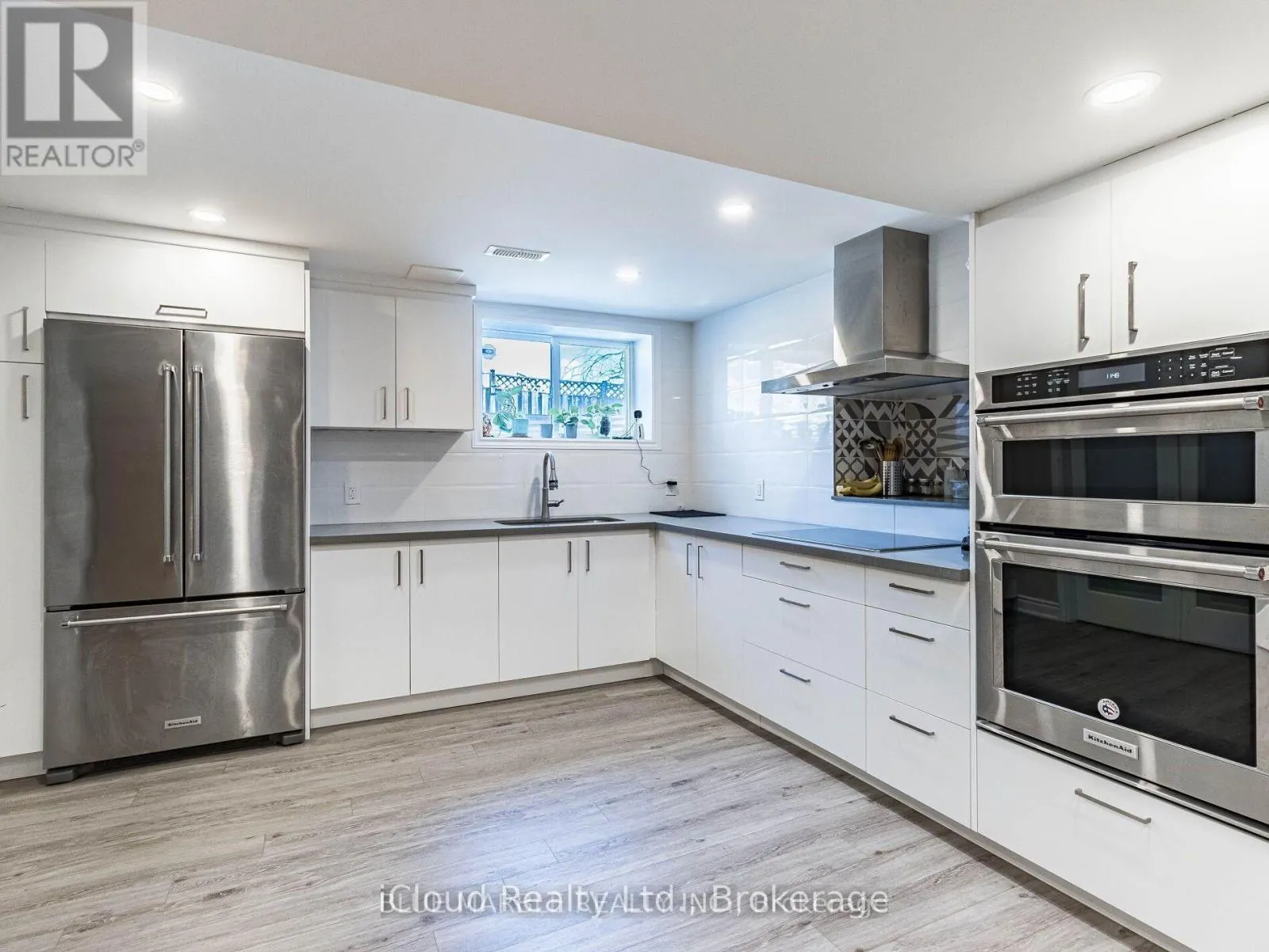 BASEMENT - 5242 MICMAC CRESCENT
