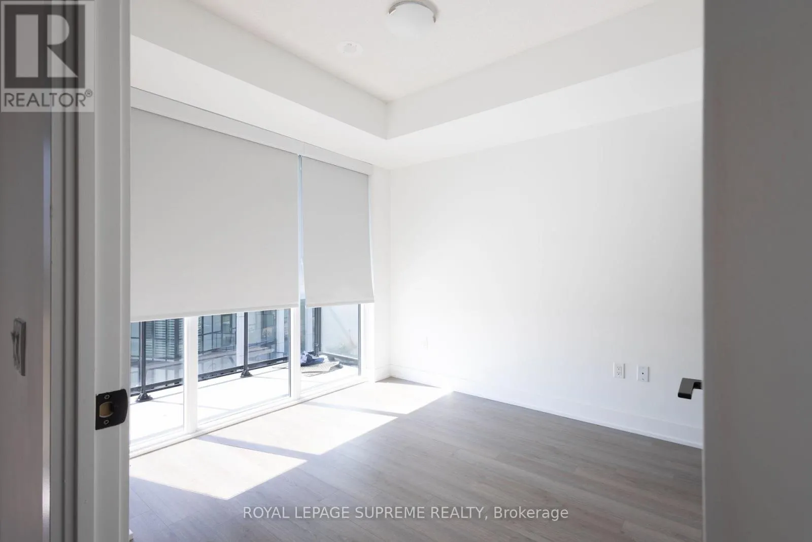618 - 60 GEORGE BUTCHART DRIVE