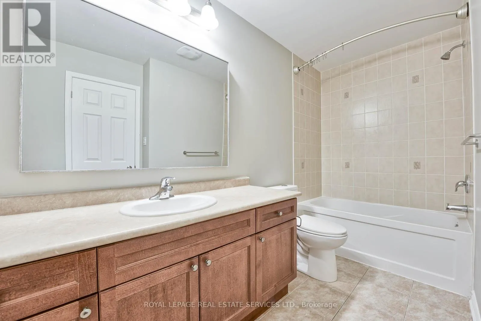 1020 DIEFENBAKER STREET
