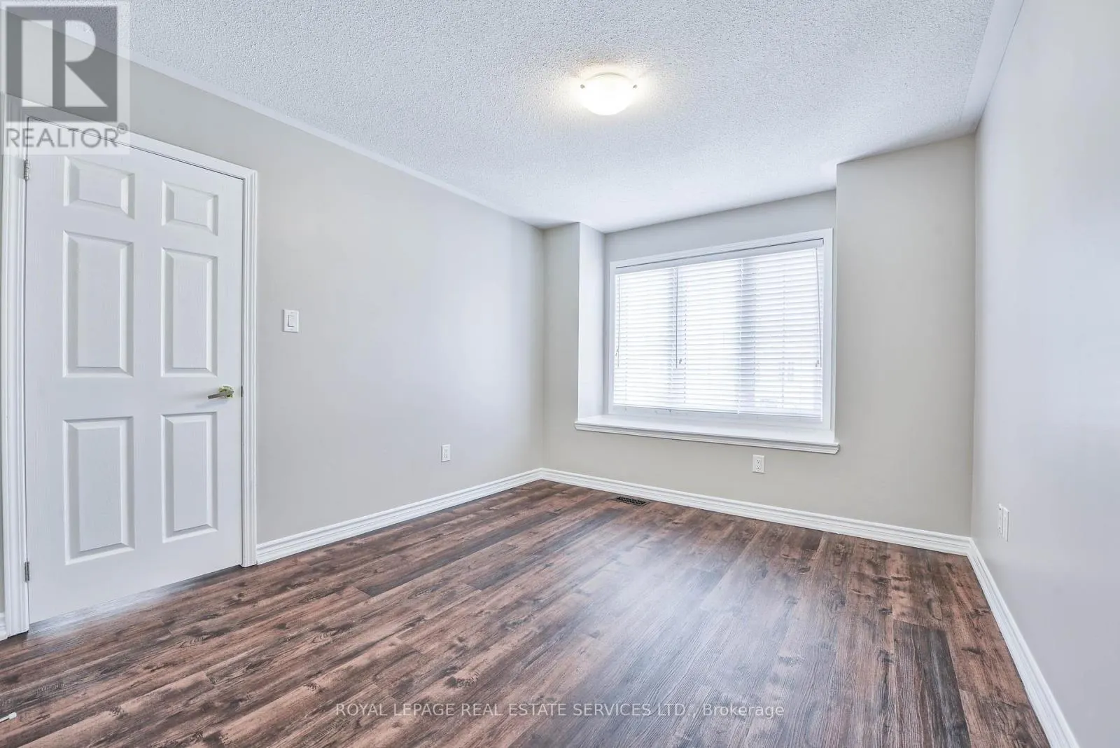 1020 DIEFENBAKER STREET