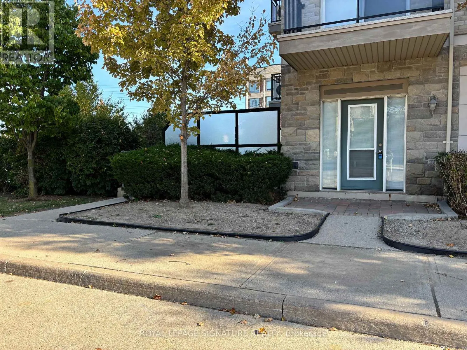 103 - 3055 THOMAS STREET