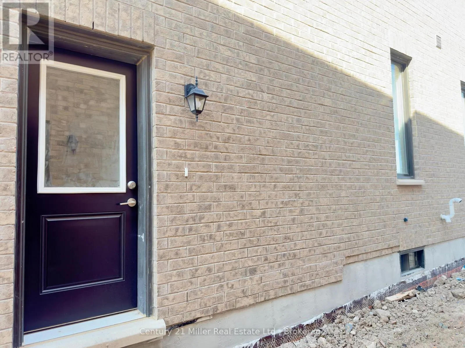 1457 SAVOLINE BOULEVARD