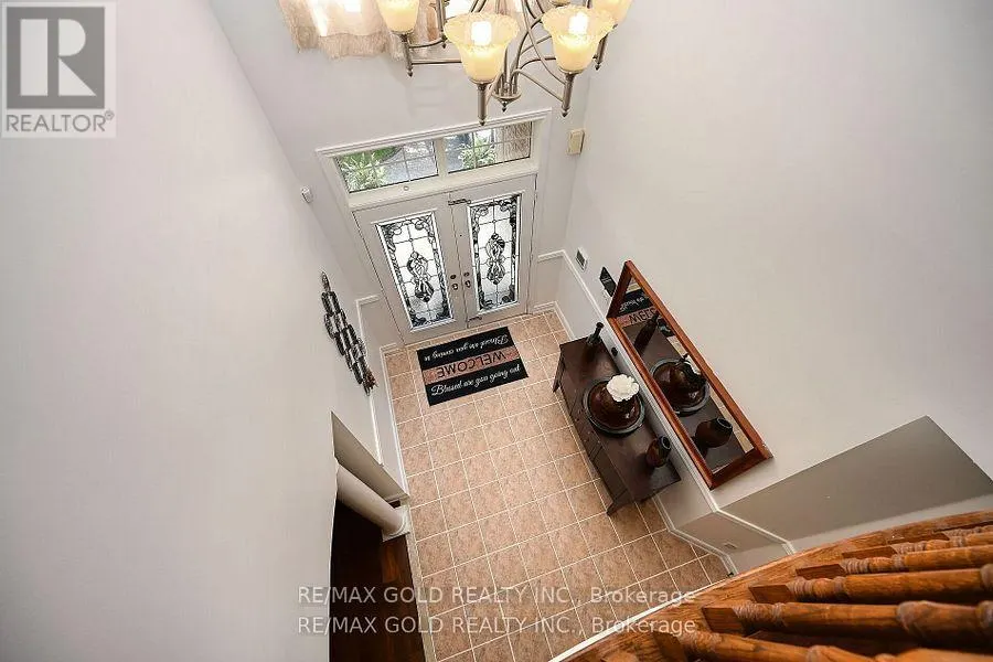 42 LOUVAIN DRIVE