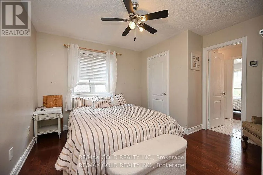 42 LOUVAIN DRIVE