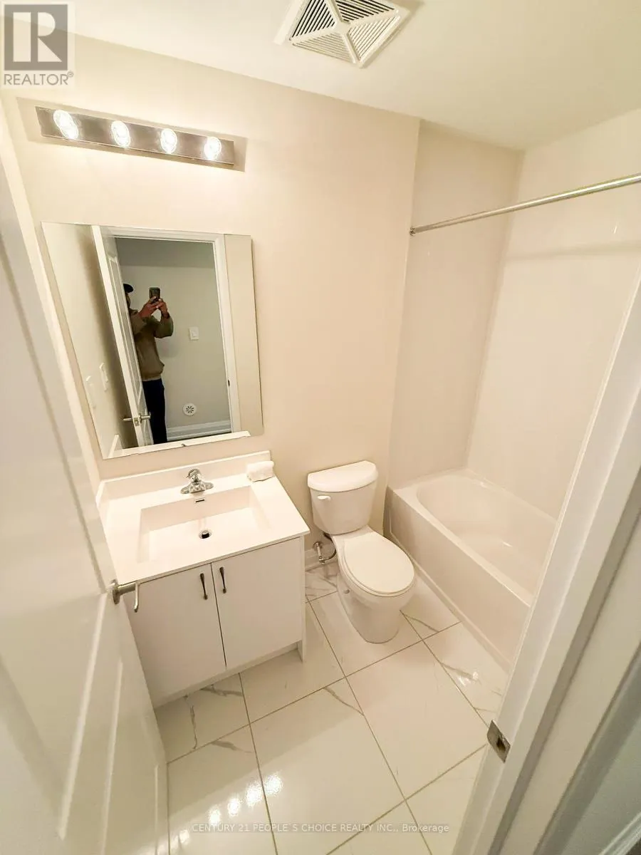 132 - 1573 ROSE WAY