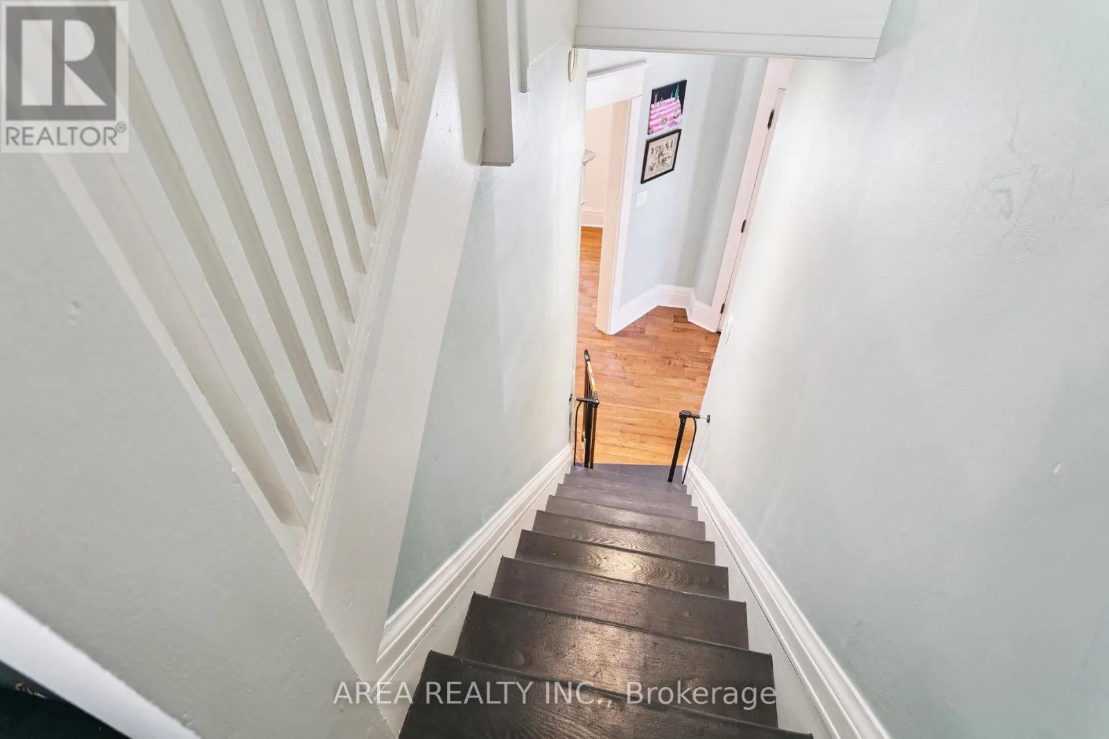 78 CHELSEA AVENUE