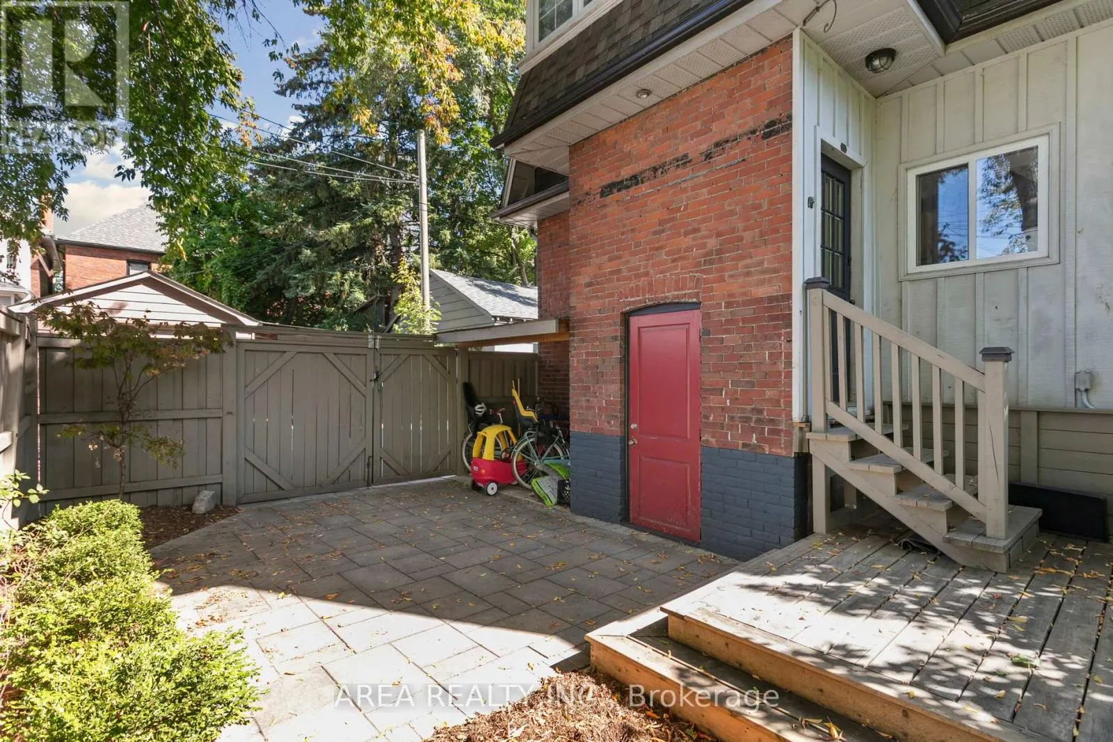 78 CHELSEA AVENUE