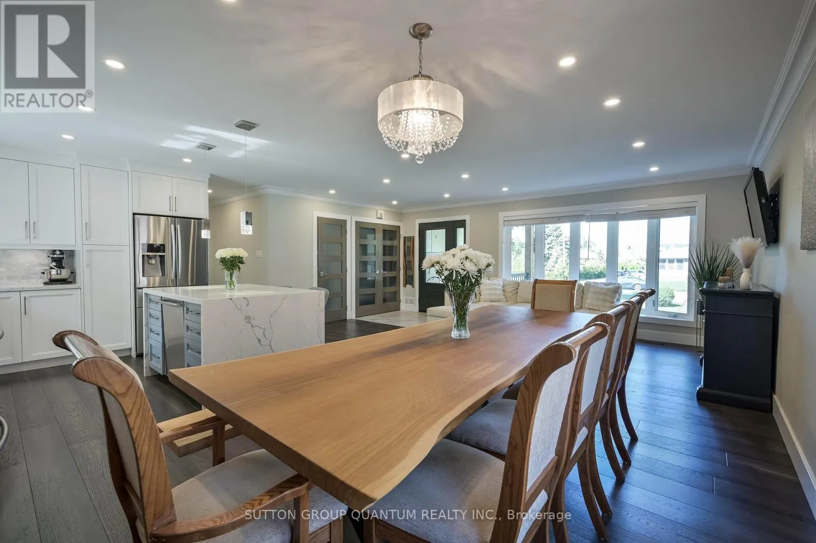 390 WENDALL PLACE