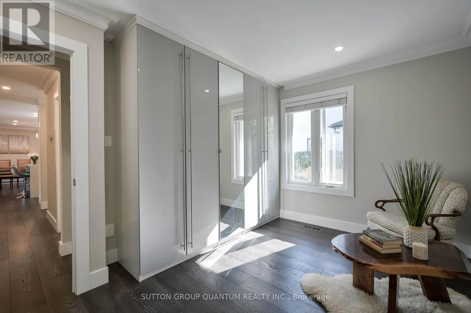 390 WENDALL PLACE