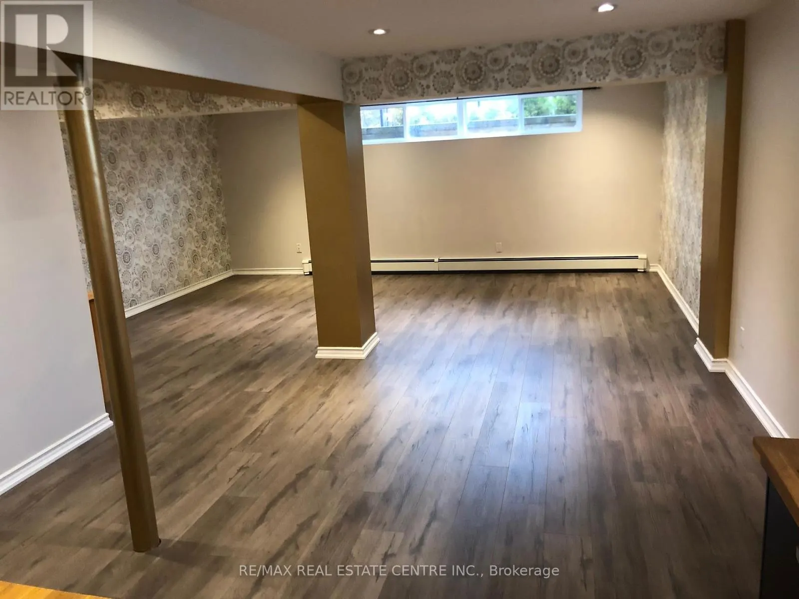 378 LAKESHORE ROAD W