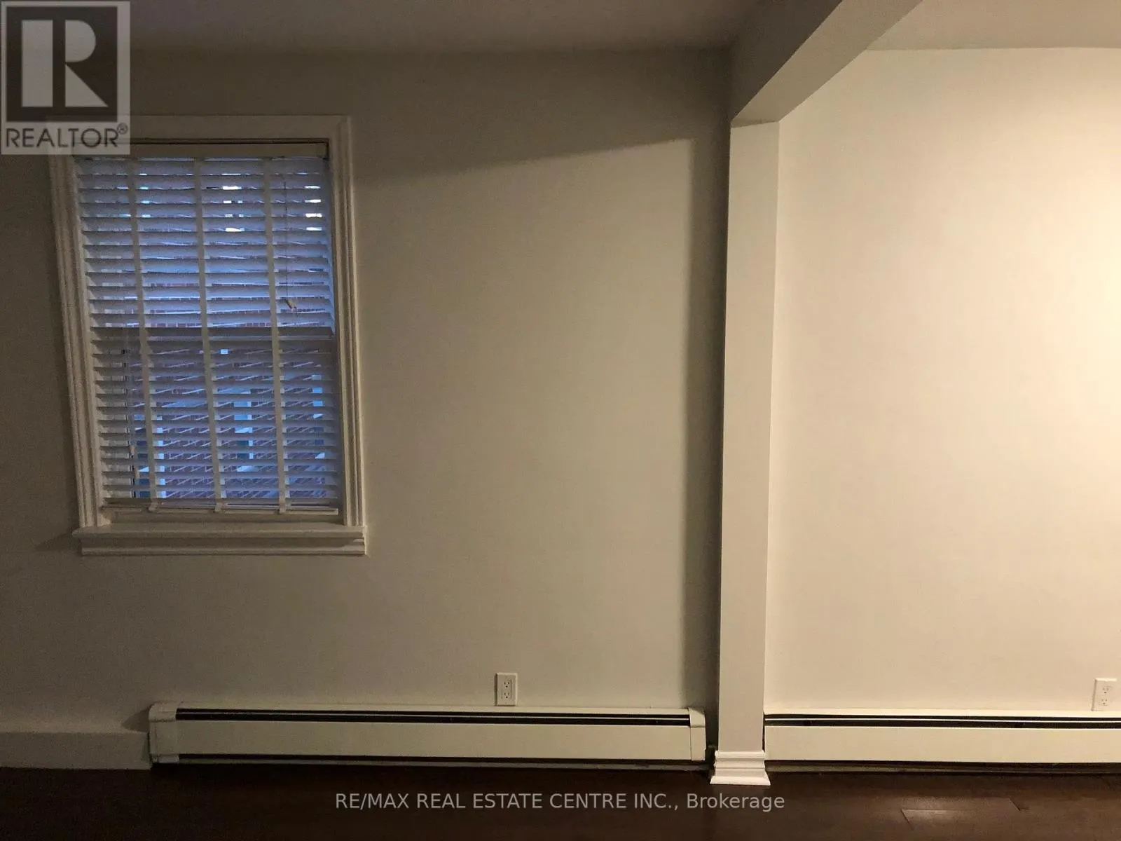 378 LAKESHORE ROAD W