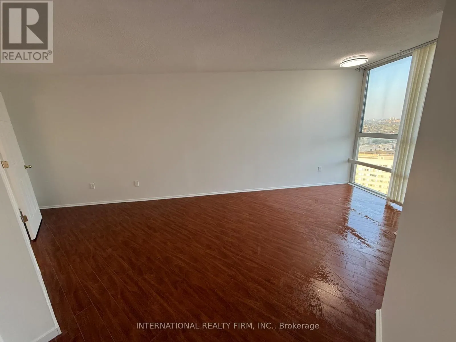 PH02 - 3650 KANEFF CRESCENT