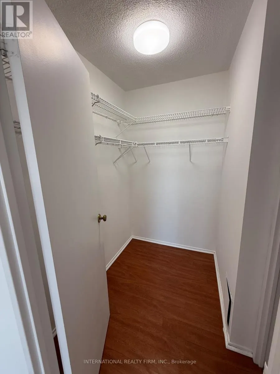 PH02 - 3650 KANEFF CRESCENT