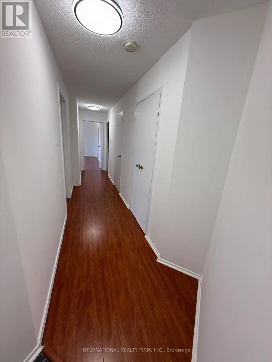 PH02 - 3650 KANEFF CRESCENT