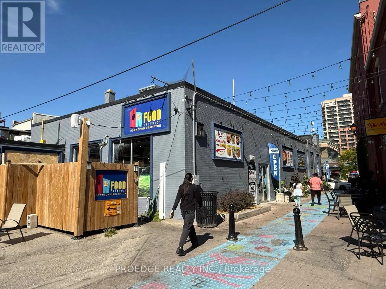 UNIT 5 - 27 MAIN STREET N