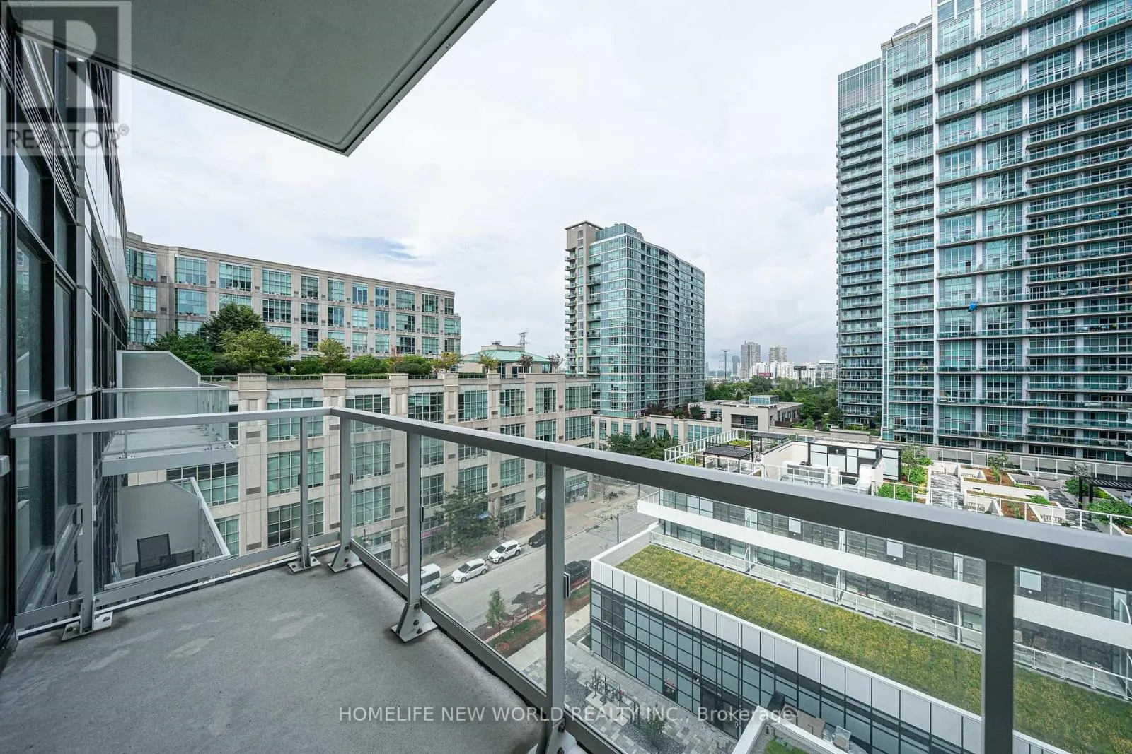 828 - 251 MANITOBA STREET
