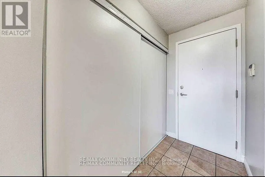1015 - 55 STRATHAVEN DRIVE