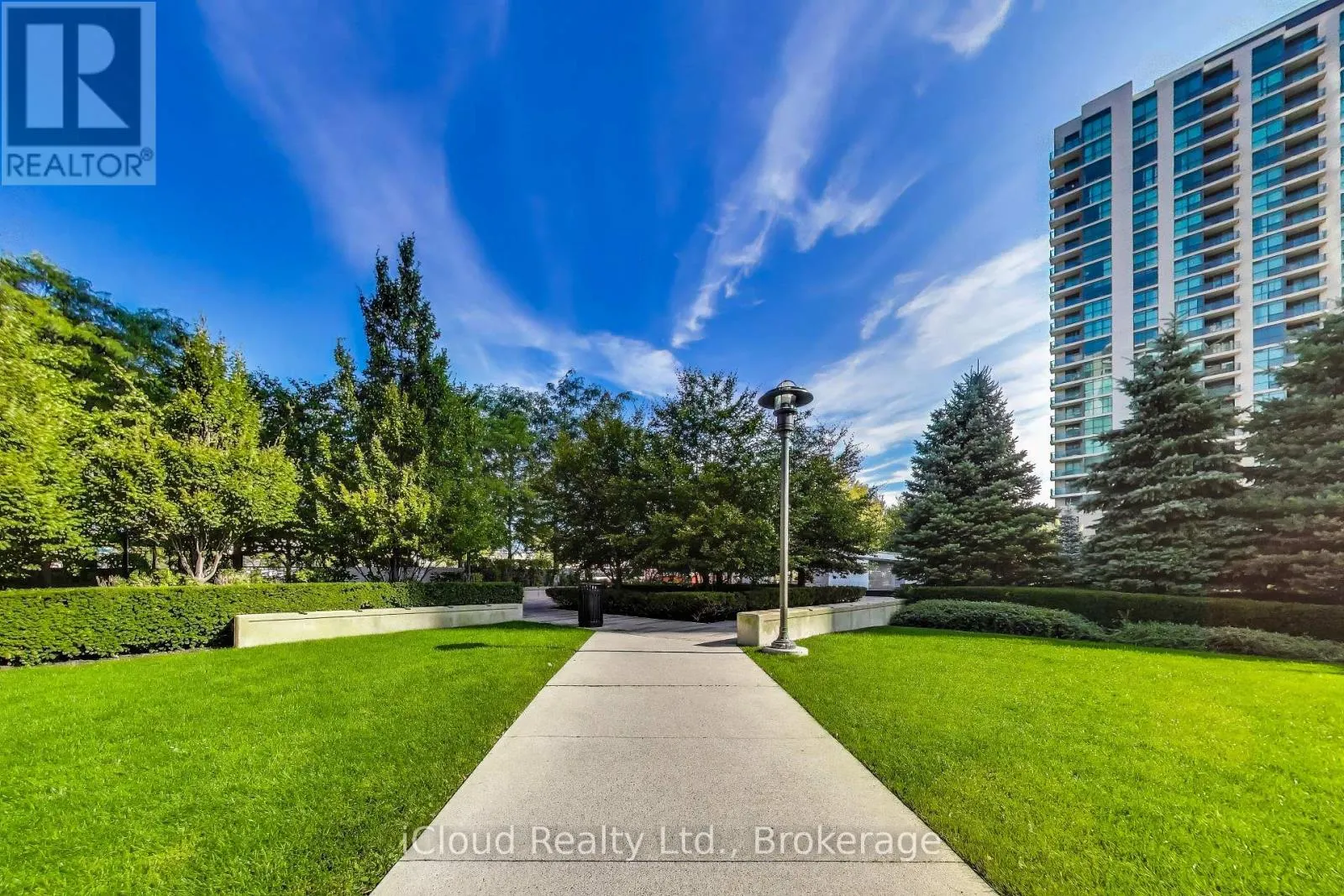 PH205 - 235 SHERWAY GARDENS ROAD