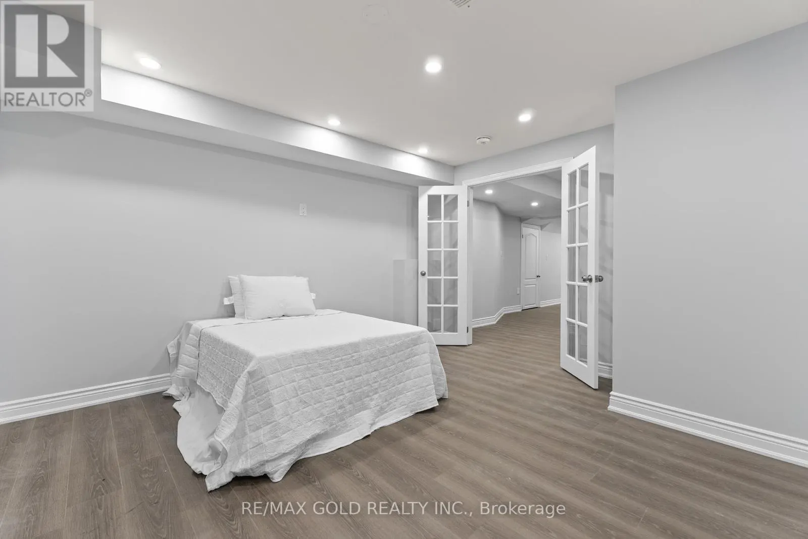 2 HELMAN ROAD