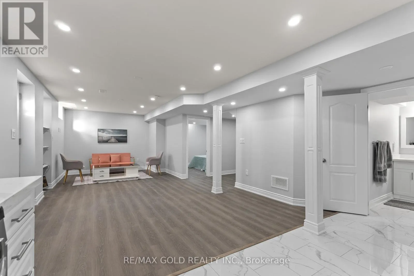 2 HELMAN ROAD