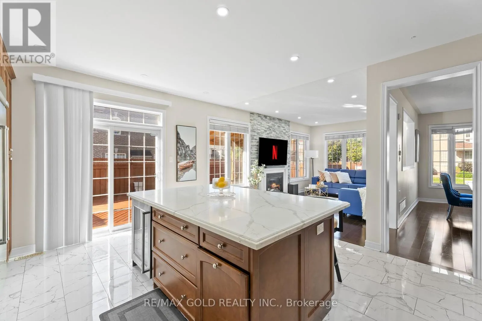 2 HELMAN ROAD
