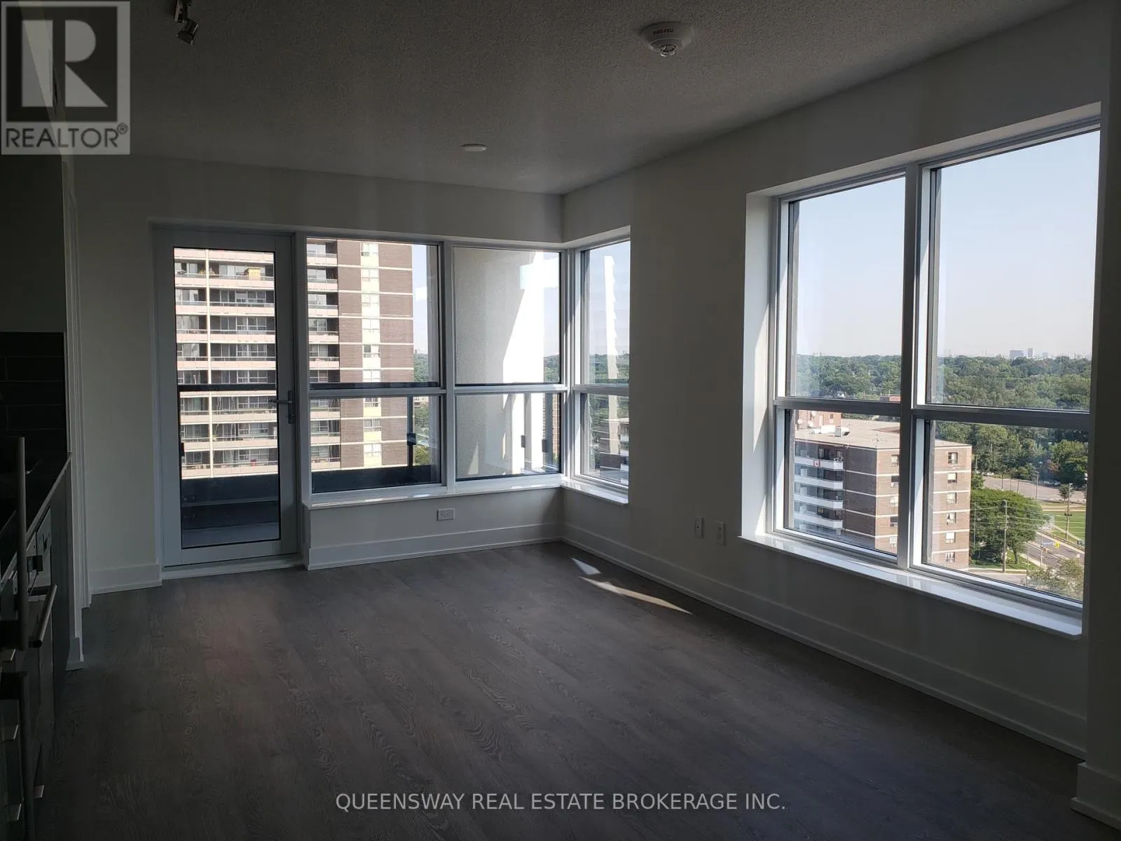 UNIT #1504 - 7 MABELLE AVENUE