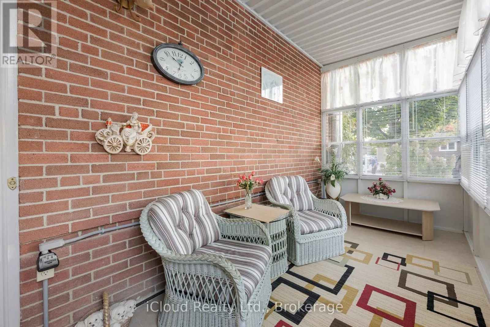 52 KIMBARK DRIVE N