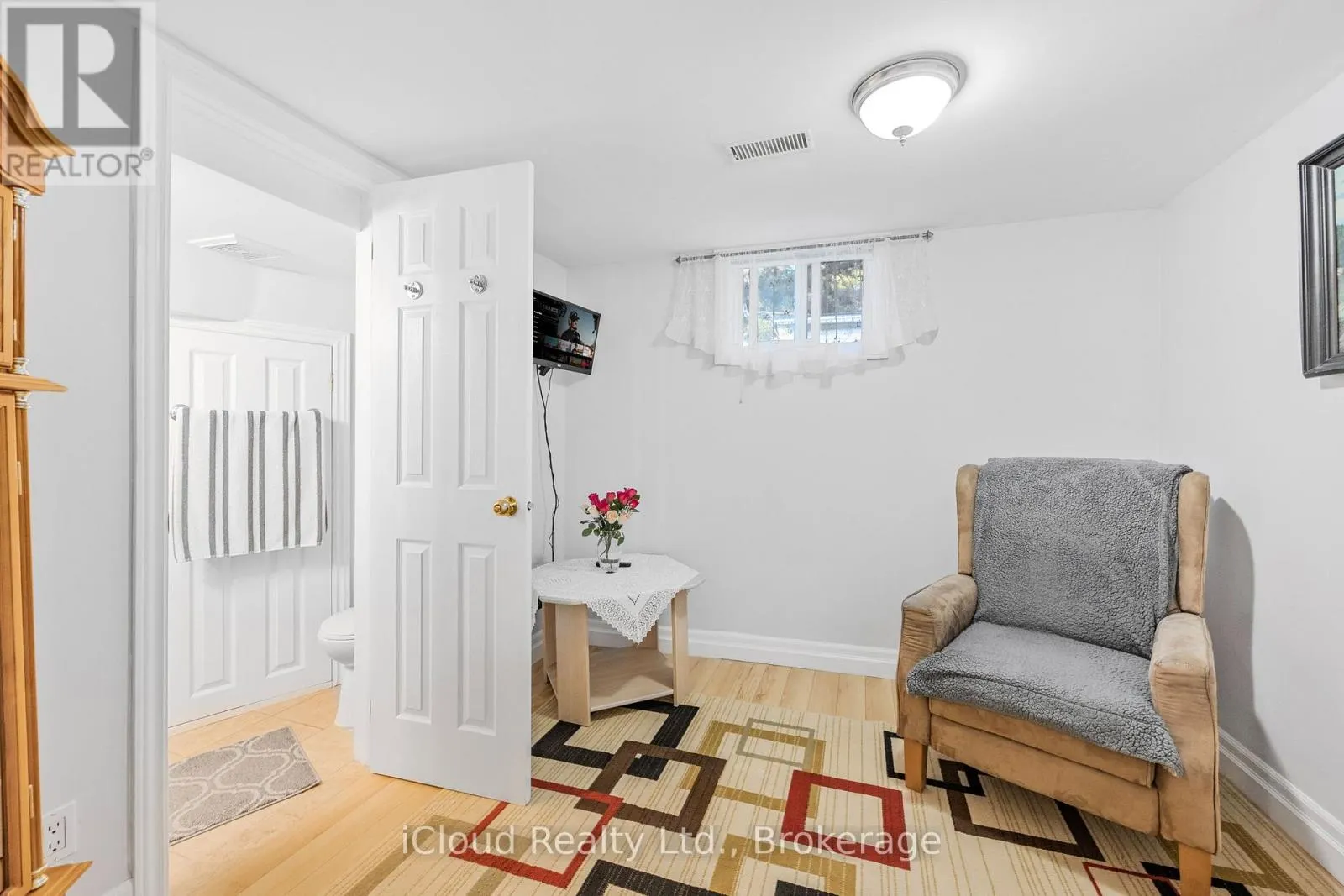 52 KIMBARK DRIVE N