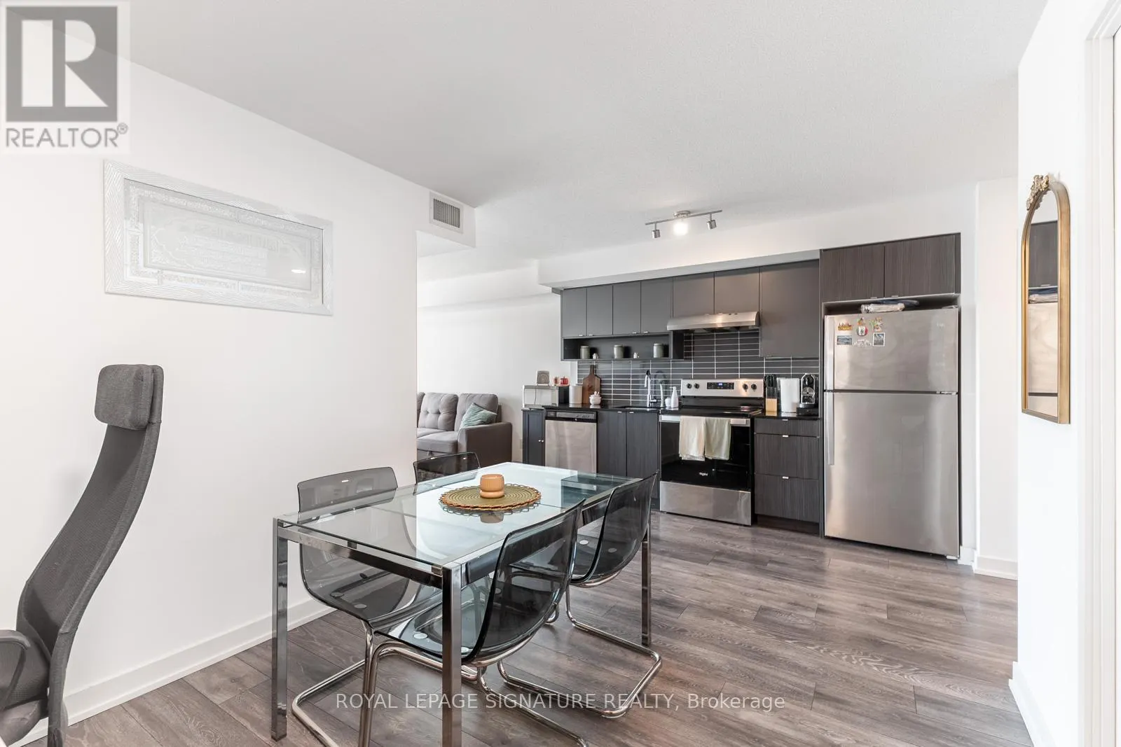 A509 - 1117 COOKE BOULEVARD
